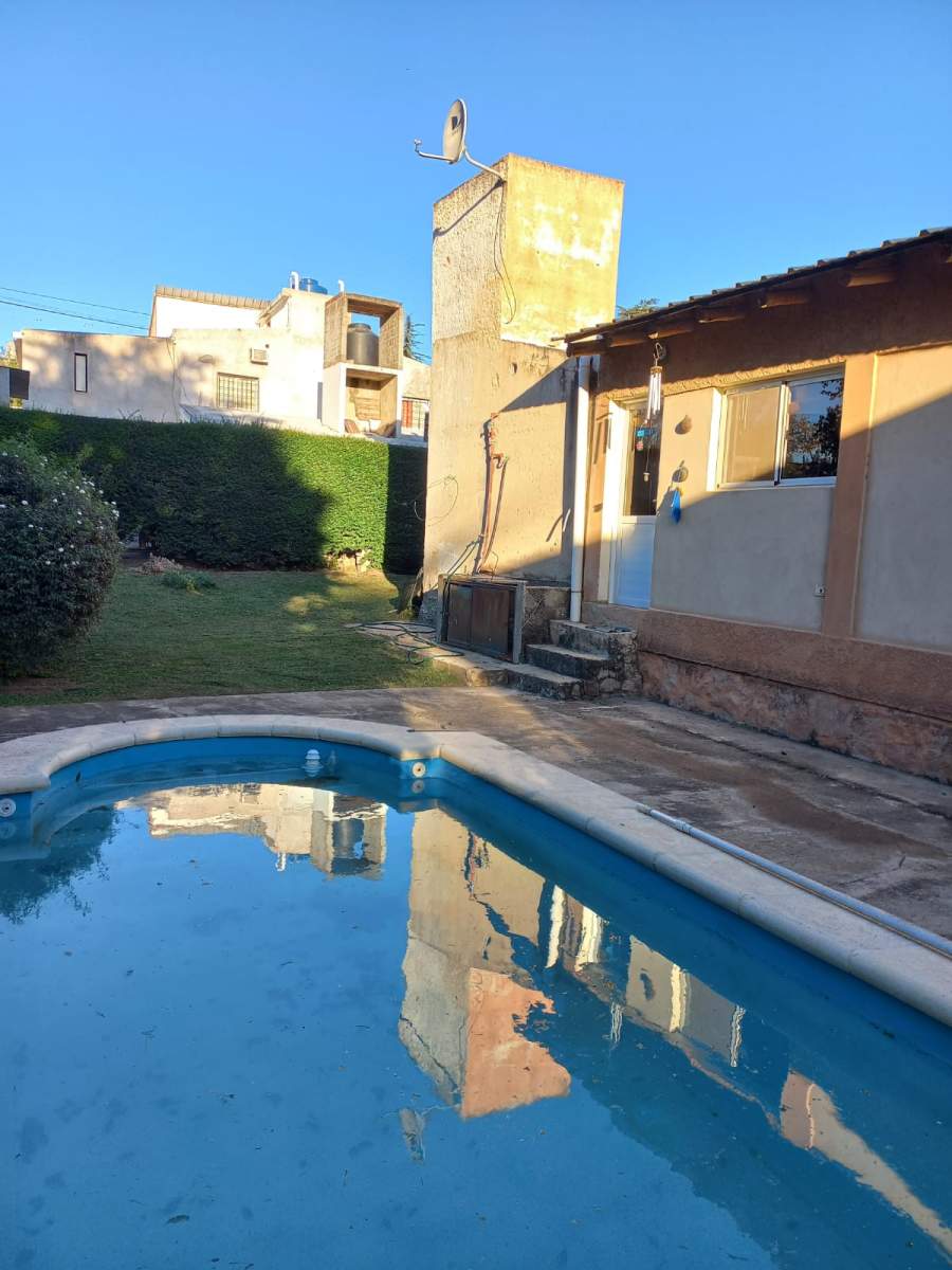 VENDO IMPORTANTE INMUEBLE EN CARLOS PAZ