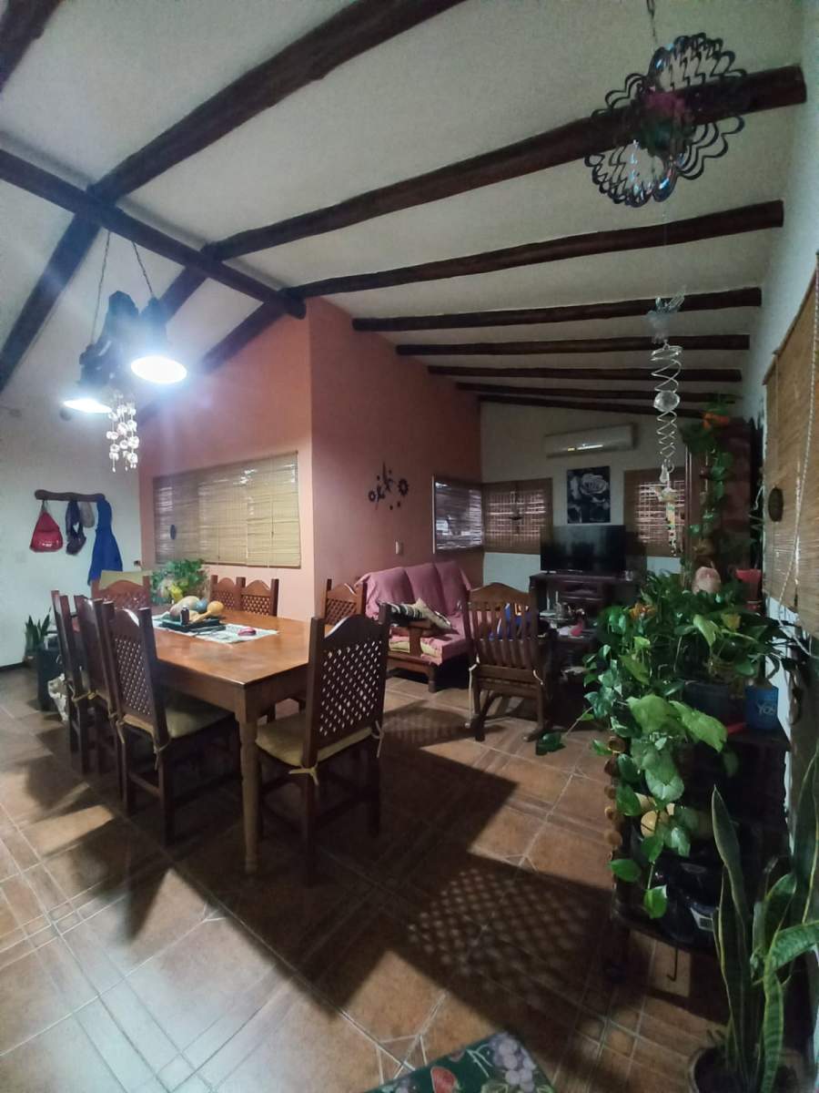 VENDO IMPORTANTE INMUEBLE EN CARLOS PAZ