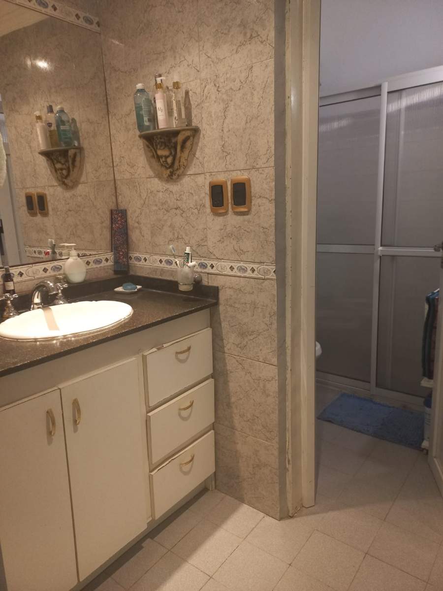 VENDO IMPORTANTE INMUEBLE EN CARLOS PAZ