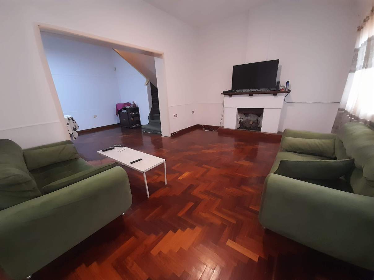 SALVATIERRA VENDE - BARRIO JUNIORS - 3 DORM- PATIOPISICINA - MEJOR UBICACION