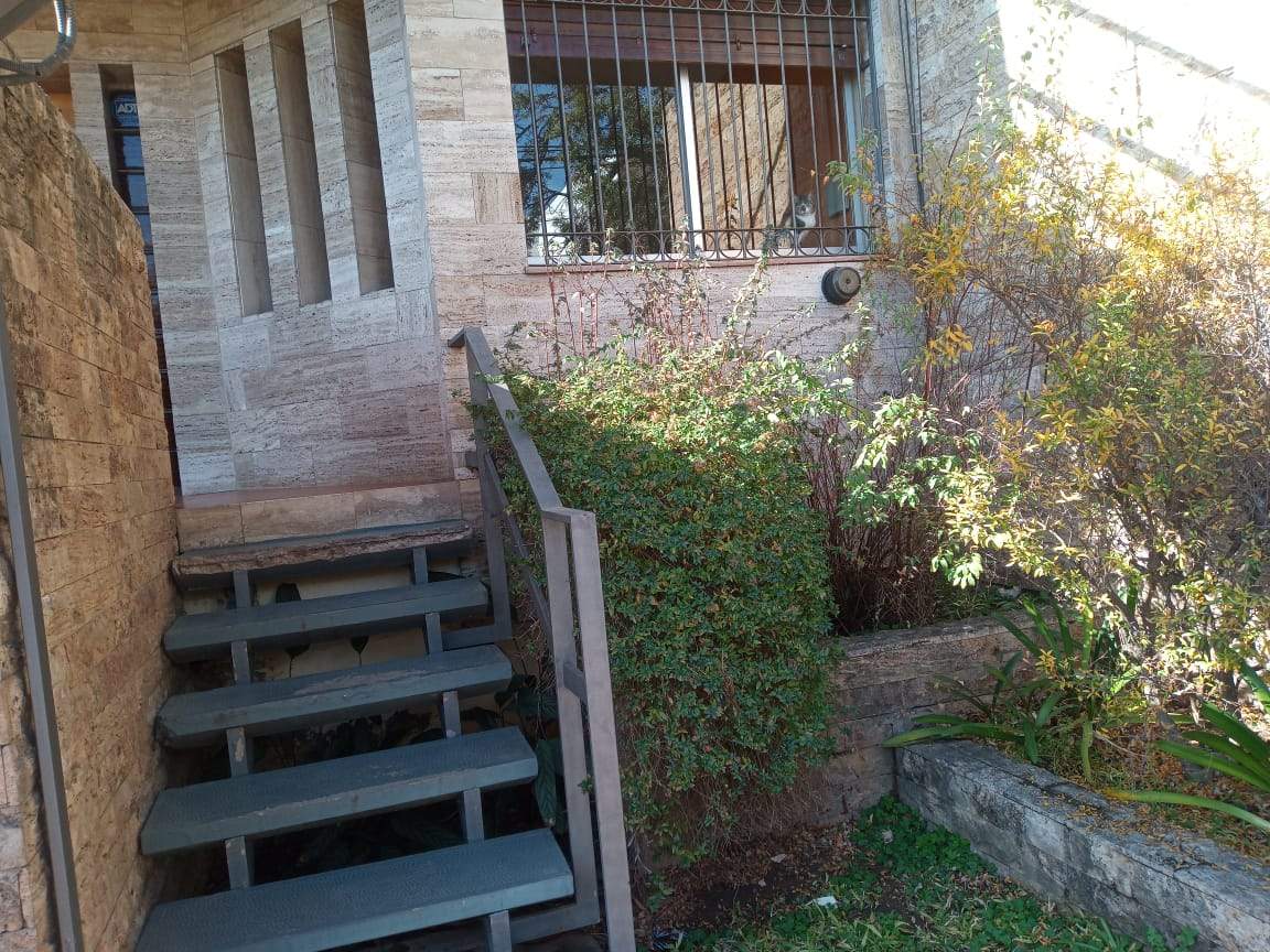 VENTA CASA PH 3 DORM PATIO- MAIPU 2 SECCION