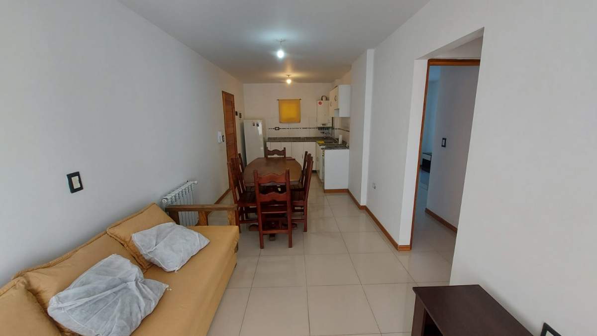 VILLA CARLOS PAZ CENTRO 2 DORMITORIOS CON COCHERA