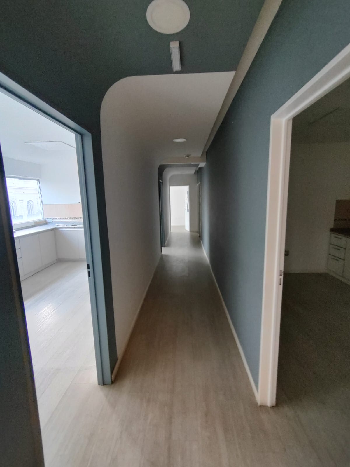 ALQUILO Av. OLMOS PISO 400m2 CON TERRAZA BARRIO ZONA CASA DE GOBIERNO