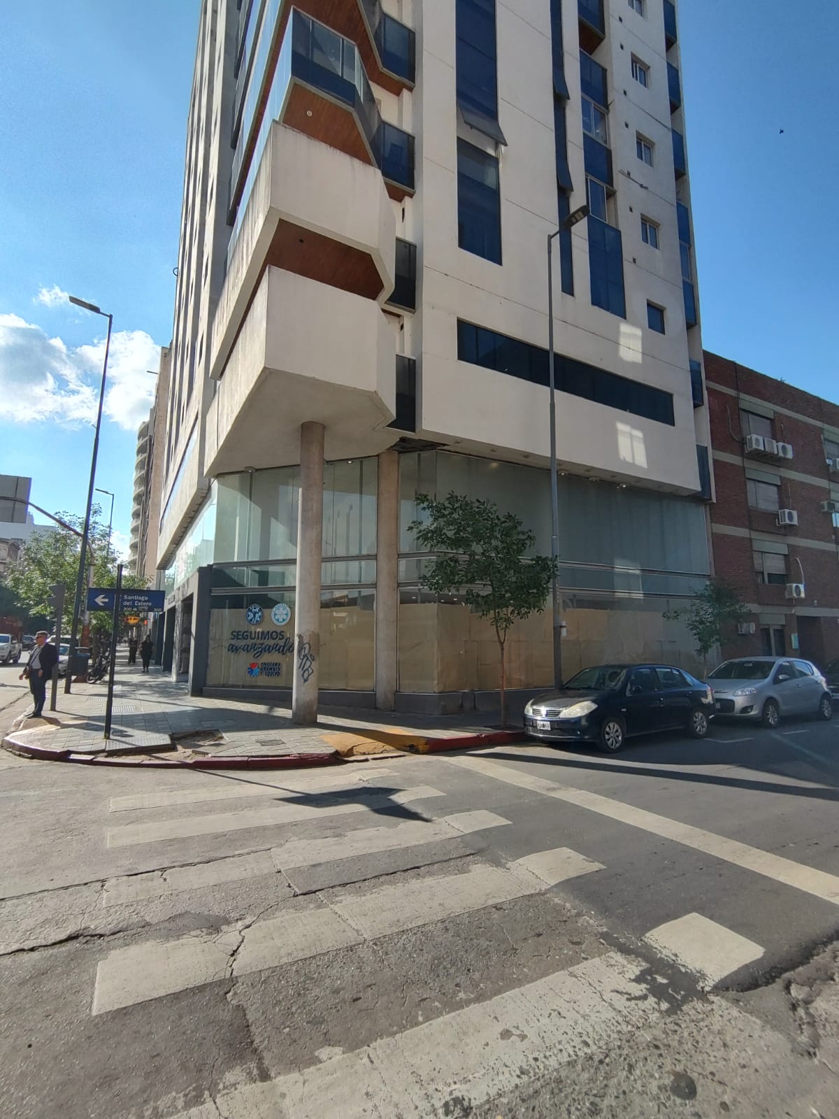 ALQUILO Av. OLMOS PISO 400m2 CON TERRAZA BARRIO ZONA CASA DE GOBIERNO
