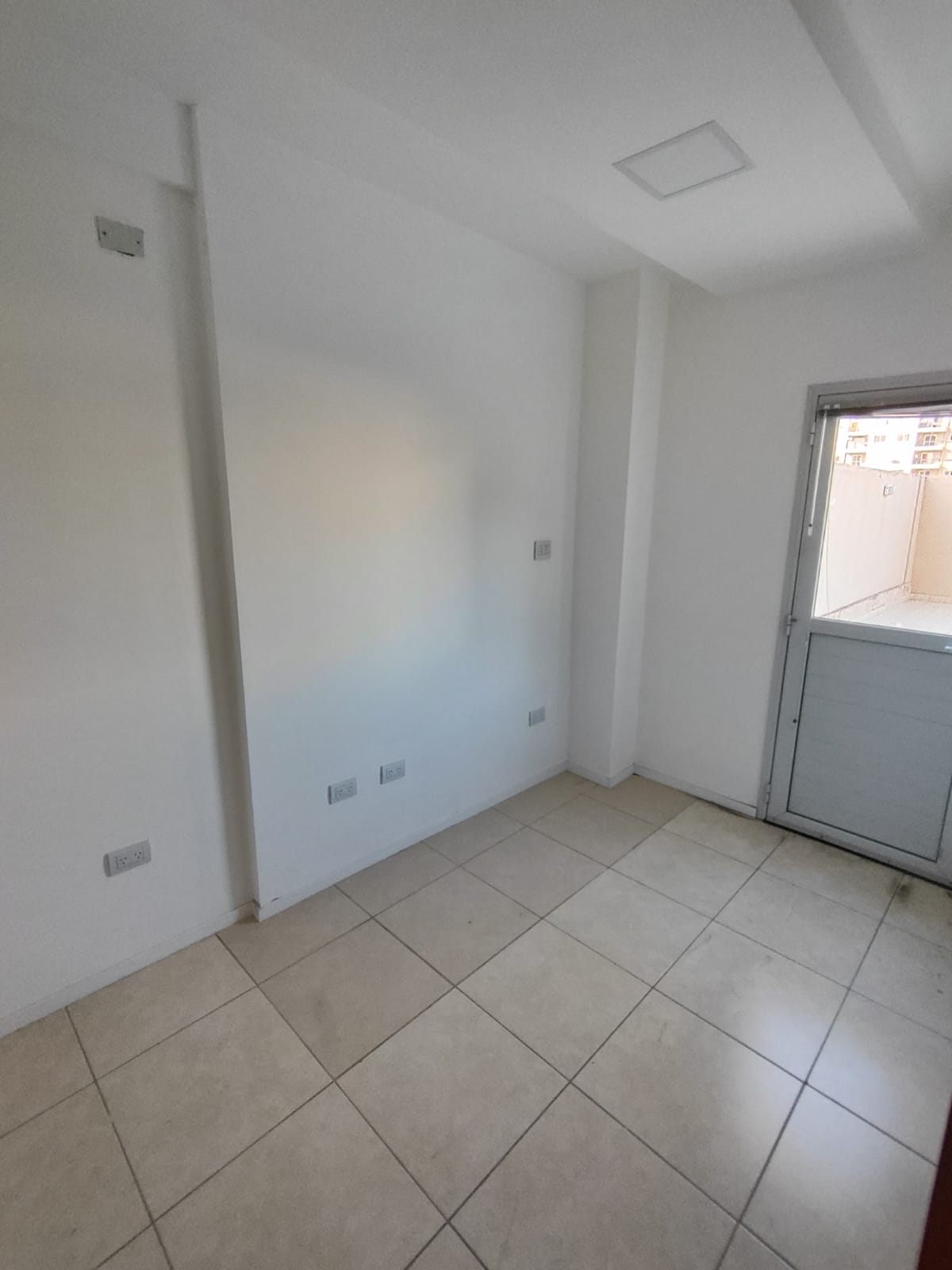 ALQUILO Av. OLMOS PISO 400m2 CON TERRAZA BARRIO ZONA CASA DE GOBIERNO