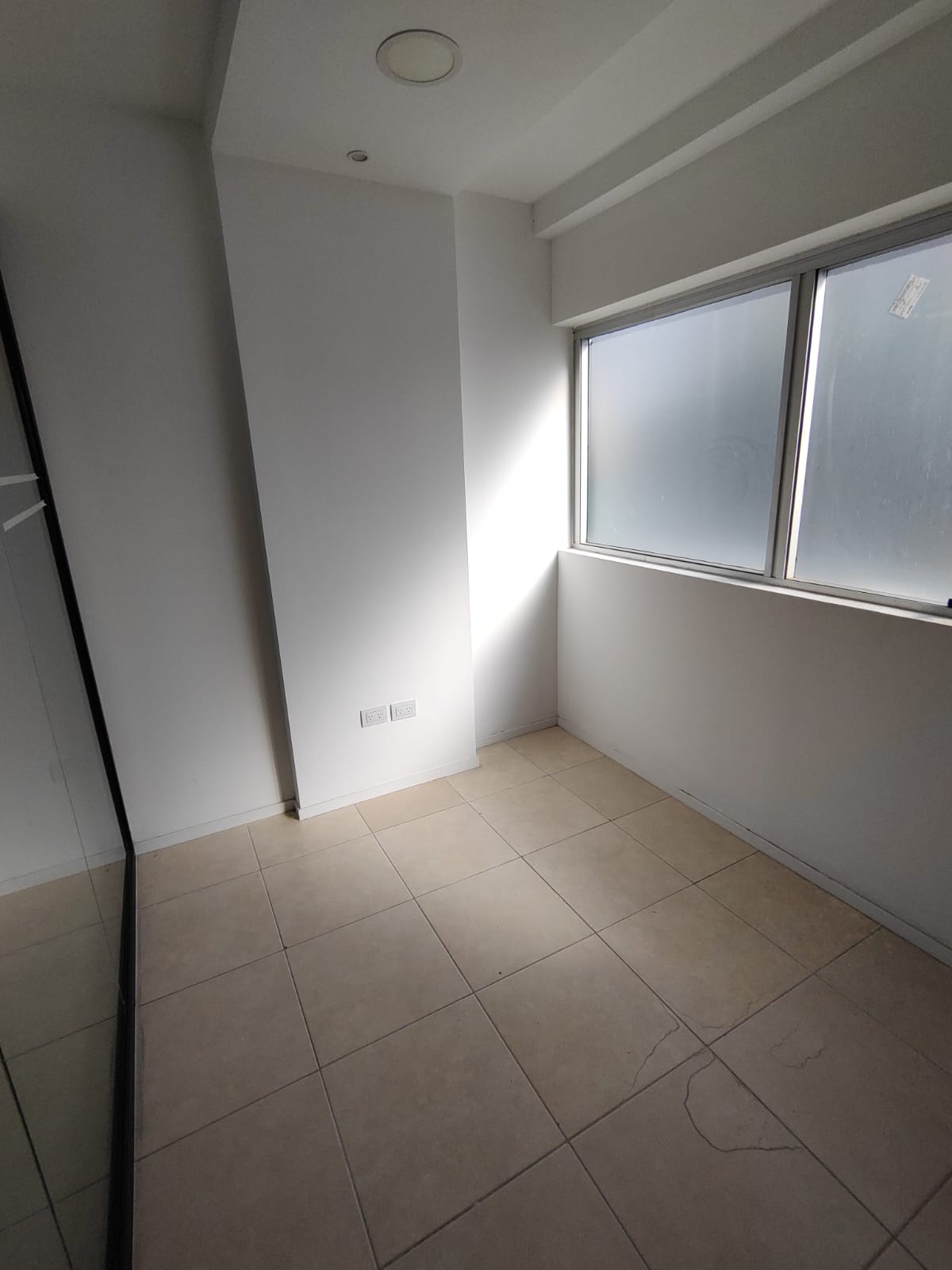 ALQUILO Av. OLMOS PISO 400m2 CON TERRAZA BARRIO ZONA CASA DE GOBIERNO