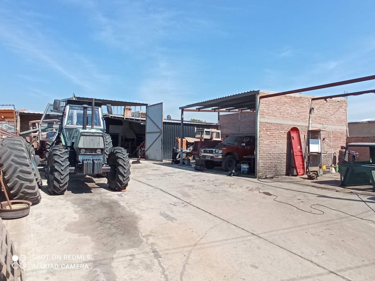 Galpón y Departamento en Cura Brochero (