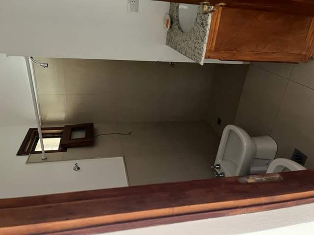 IMPECABLE CASA EN GRAN TERRENO