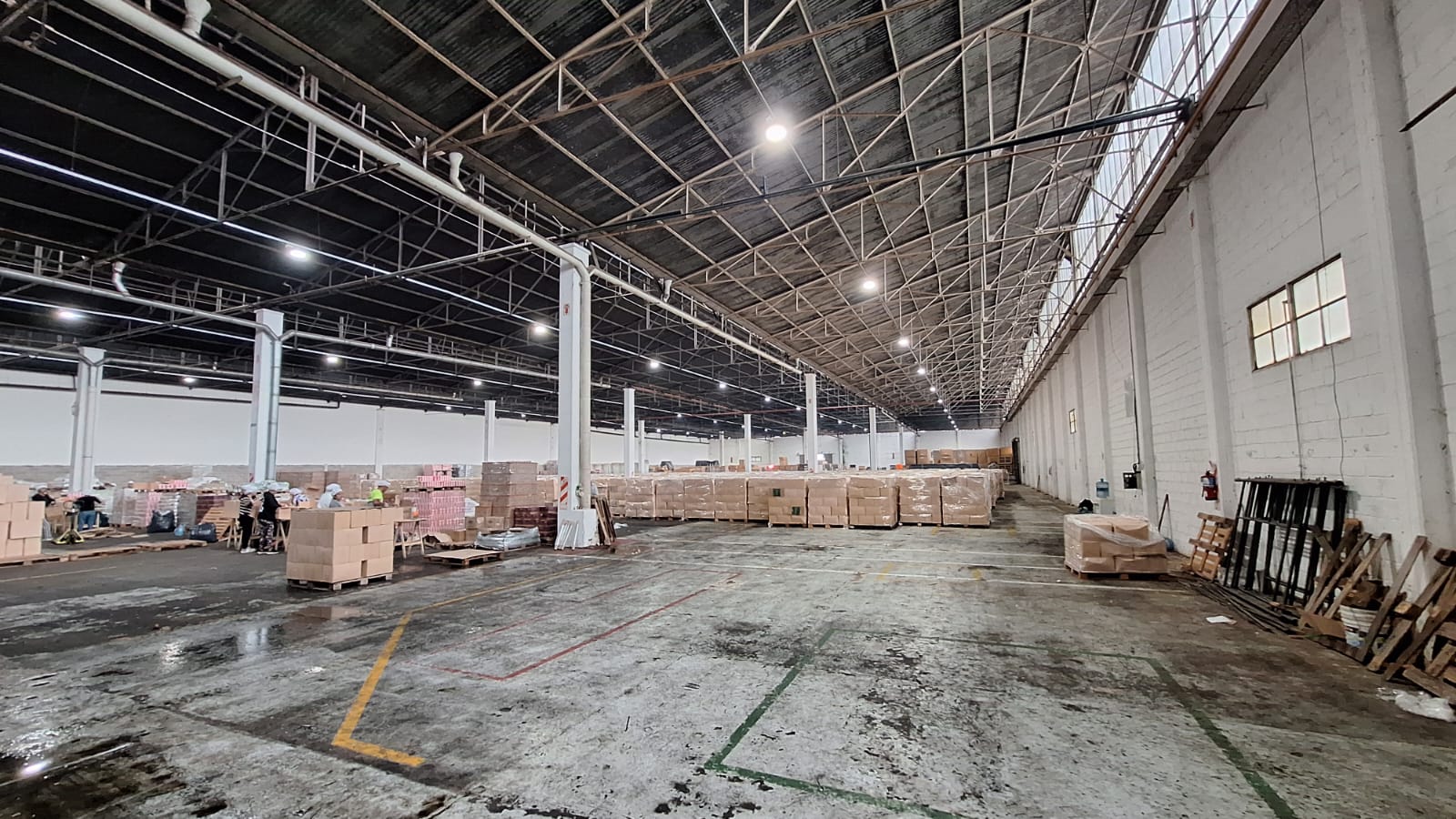 ALQULER DEPOSITONAVE AV. SABATTINI 5.000 COMPLEJO INDUSTRIAL