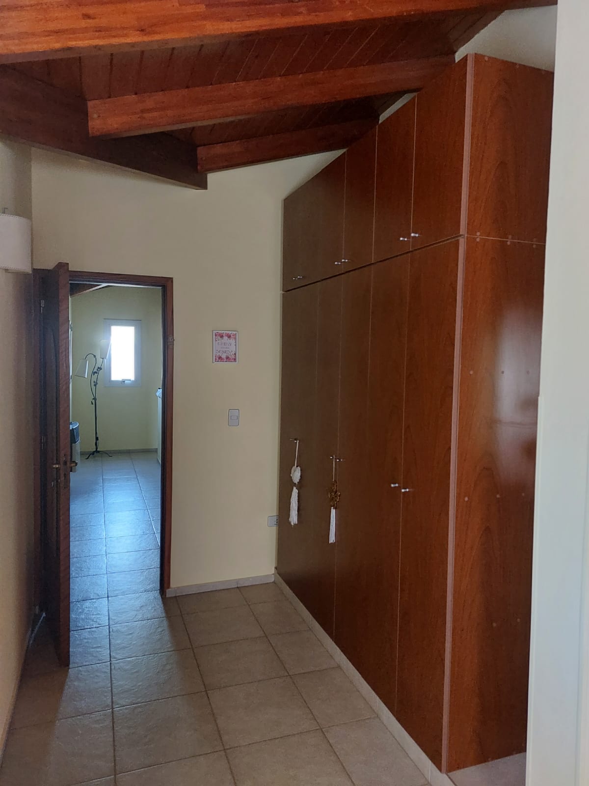 Venta APTA CREDITO casa de 3 dormitorios en Valle Escondido ( Los Arboles)