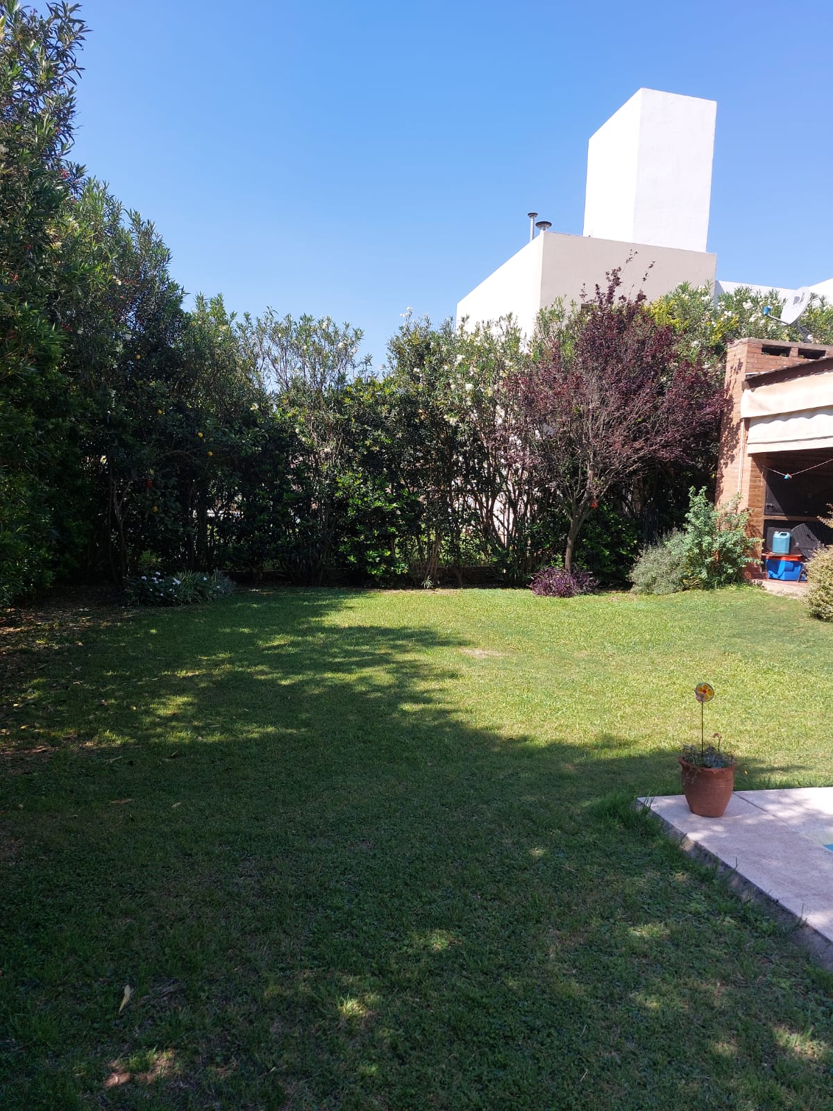 Venta APTA CREDITO casa de 3 dormitorios en Valle Escondido ( Los Arboles)