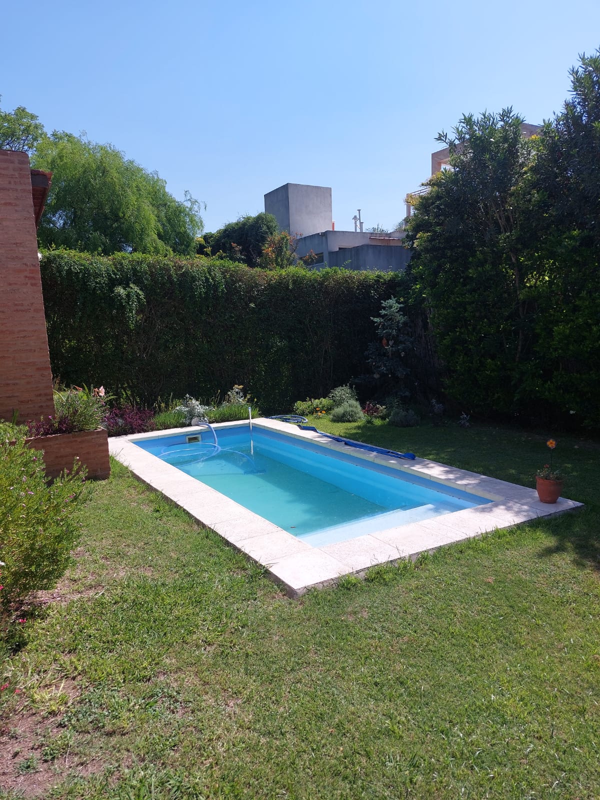 Venta APTA CREDITO casa de 3 dormitorios en Valle Escondido ( Los Arboles)