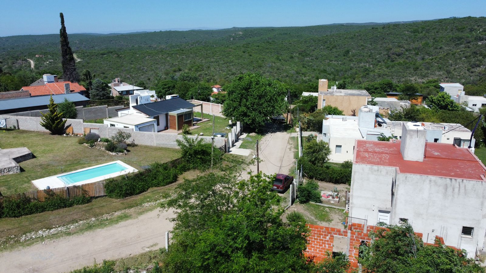 Se vende lote en barrio