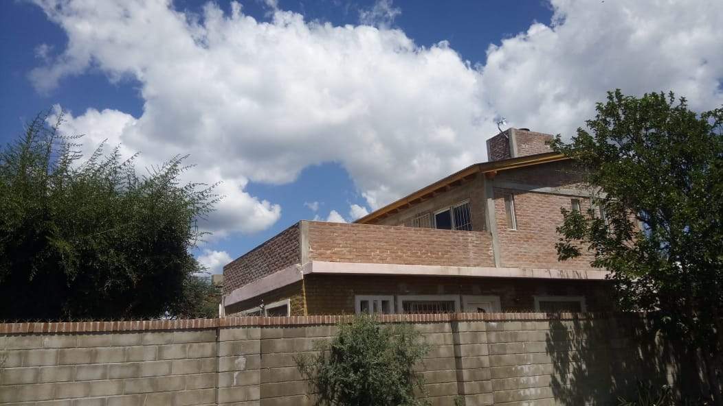 VENTA CASA CAPILLA DEL MONTE- CALLE LOS MOLLES BARRIO LAS GEMELAS