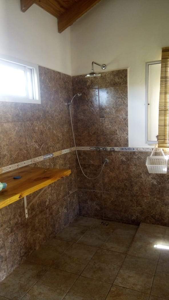 VENTA CASA CAPILLA DEL MONTE- CALLE LOS MOLLES BARRIO LAS GEMELAS