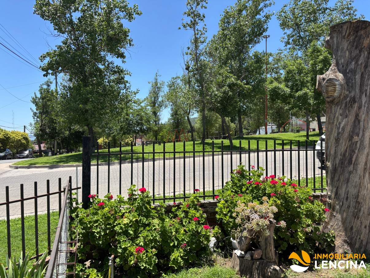 VENTA DE CASA 3 DORMITORIOS EN VILLA CARLOS PAZ