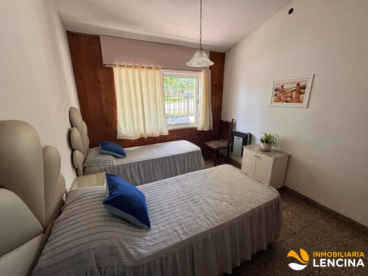 VENTA DE CASA 3 DORMITORIOS EN VILLA CARLOS PAZ