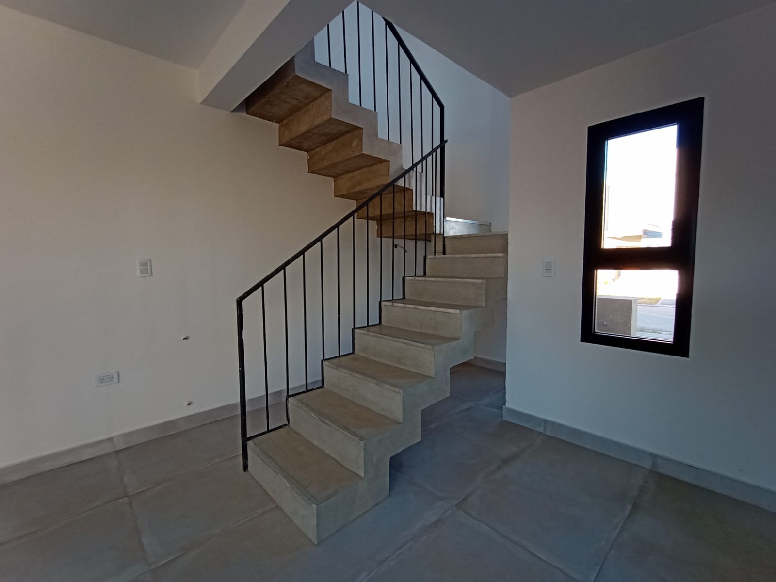 San Ignacio Village - Duplex en VENTA - Fondo Norte!! Hermoso!!!