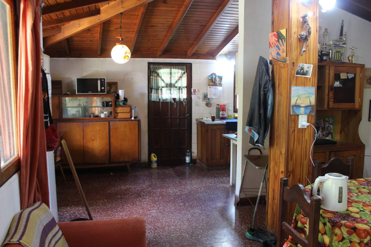 Vivienda de Tres Dormitorios en barrio Villa Luján, Mina Clavero
