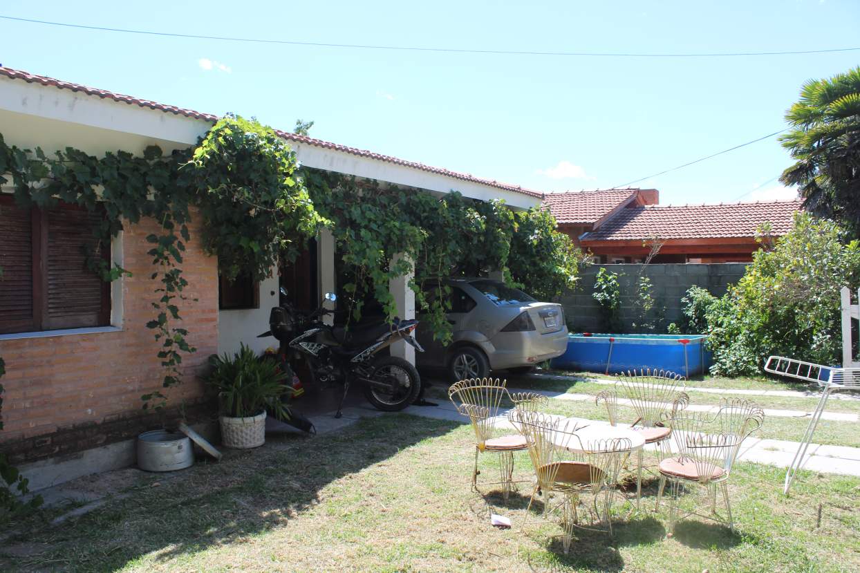 Vivienda de Tres Dormitorios en barrio Villa Luján, Mina Clavero