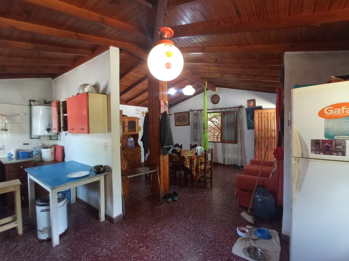 Vivienda de Tres Dormitorios en barrio Villa Luján, Mina Clavero