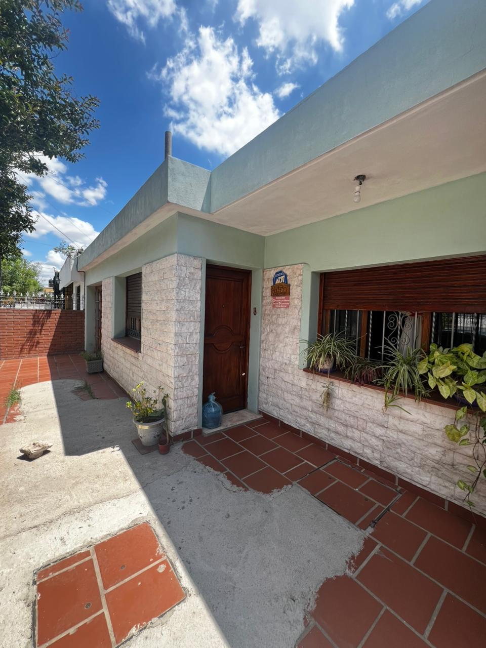 CASA VENTA 3 DORMITORIOS