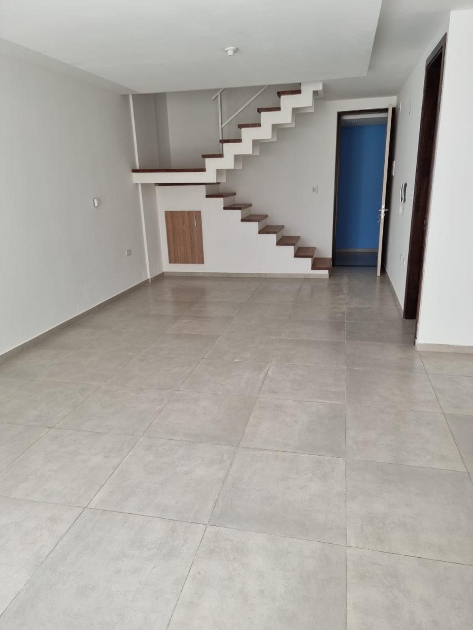 DUPLEX en excelente  ubicación !!