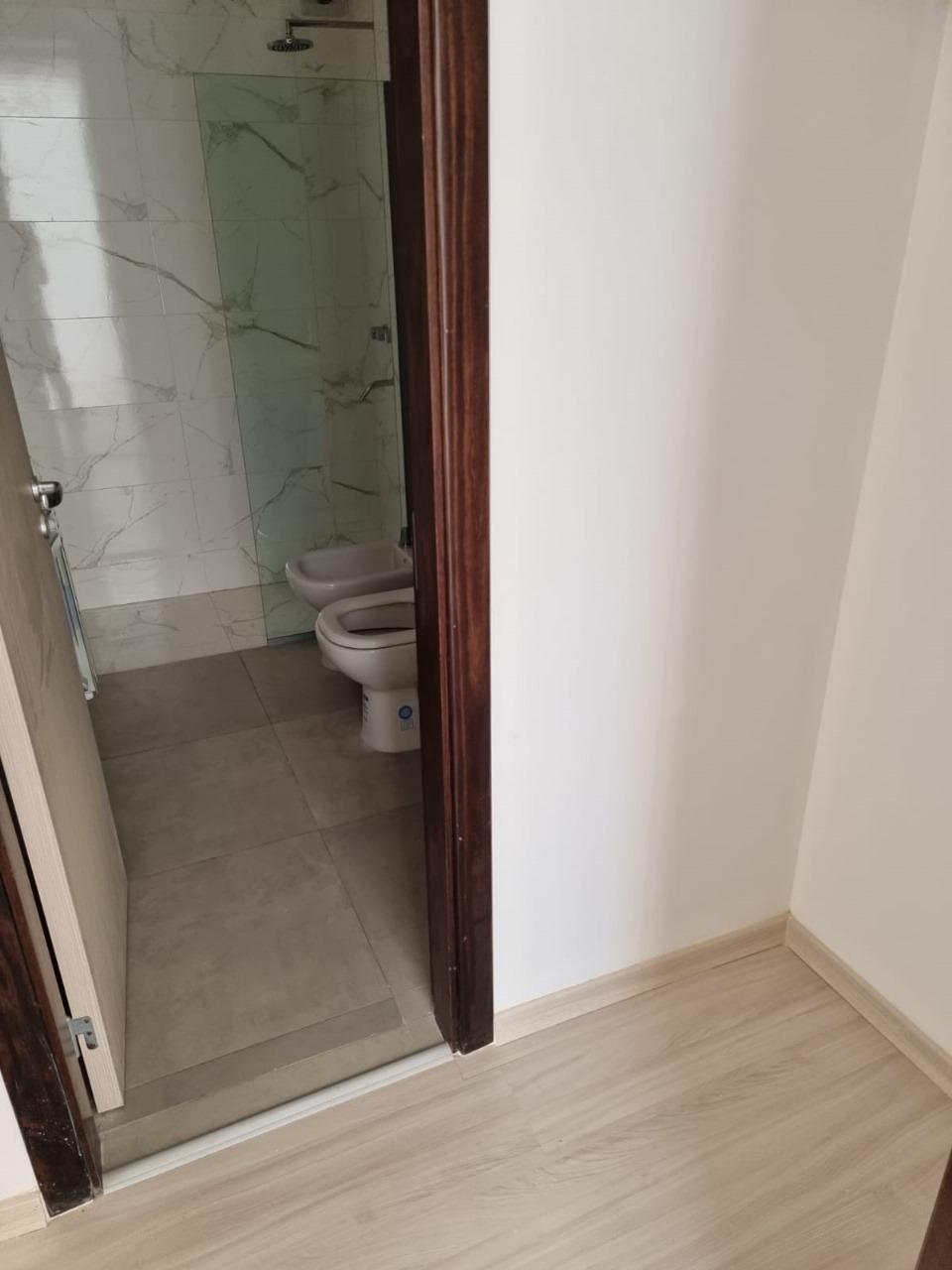 DUPLEX en excelente  ubicación !!
