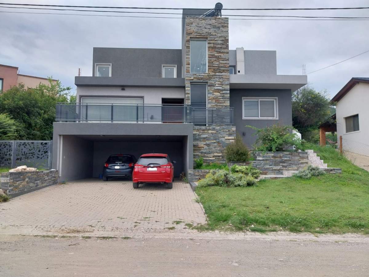 CASA EN VENTA UBICADA EN EL DORADO