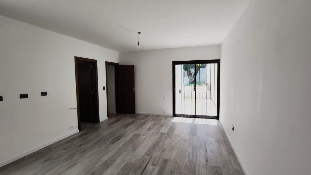 ARGUELLO: MONSEÑOR FERREYRA 6730 AMPLIA CASA DE 3 DOR  C  PILETA