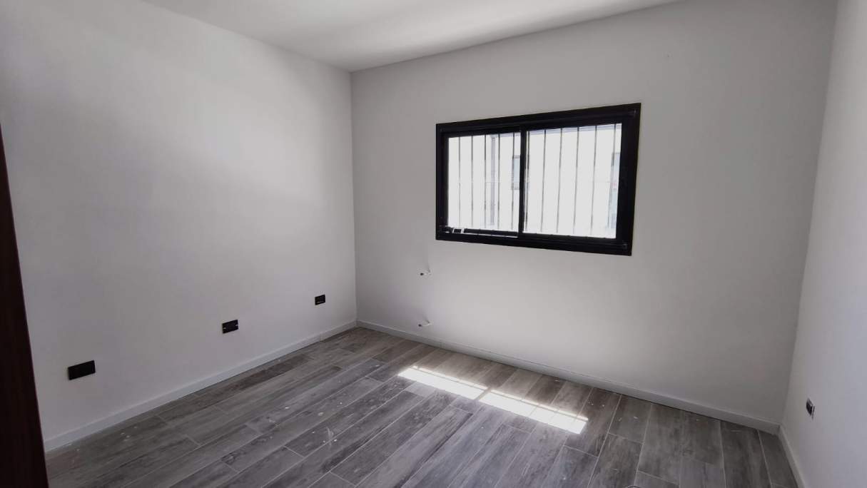 ARGUELLO: MONSEÑOR FERREYRA 6730 AMPLIA CASA DE 3 DOR  C  PILETA