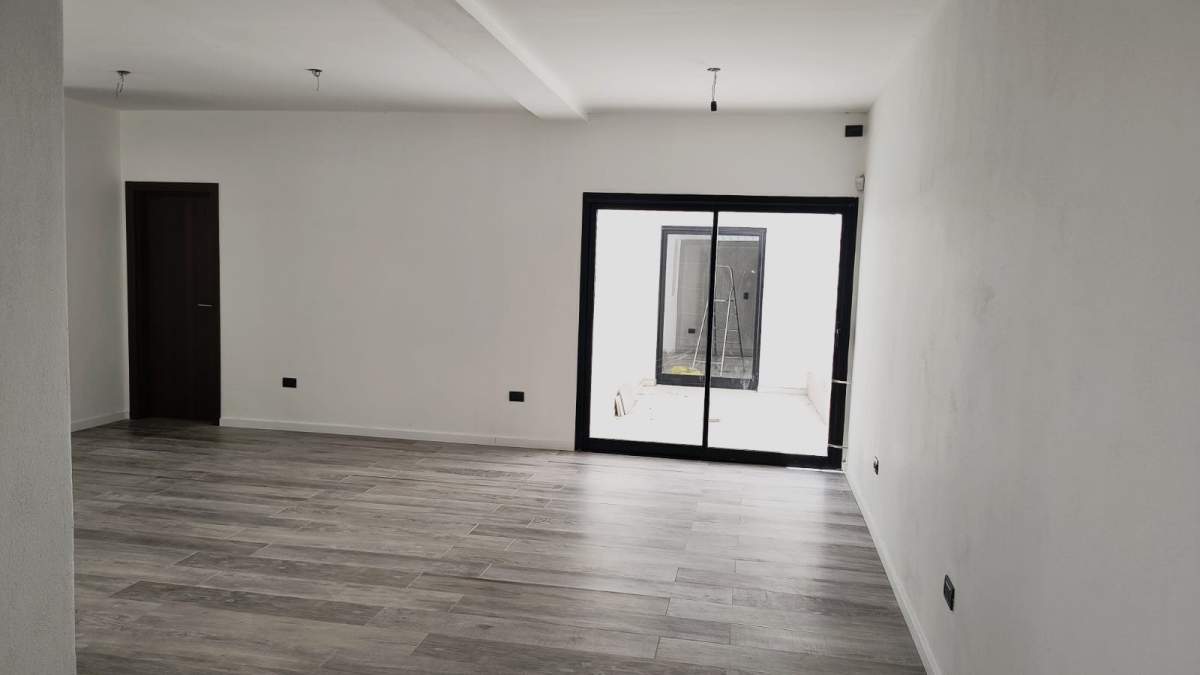 ARGUELLO: MONSEÑOR FERREYRA 6730 AMPLIA CASA DE 3 DOR  C  PILETA