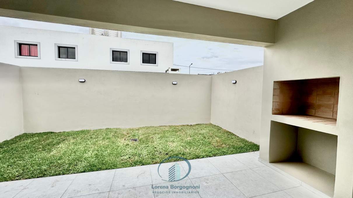 DUPLEX COLINAS DE MANANTIALES 2D2B - PB
