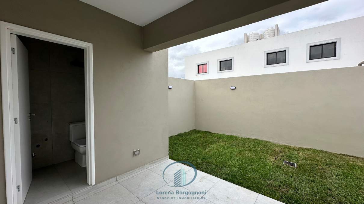 DUPLEX COLINAS DE MANANTIALES 2D2B - PB