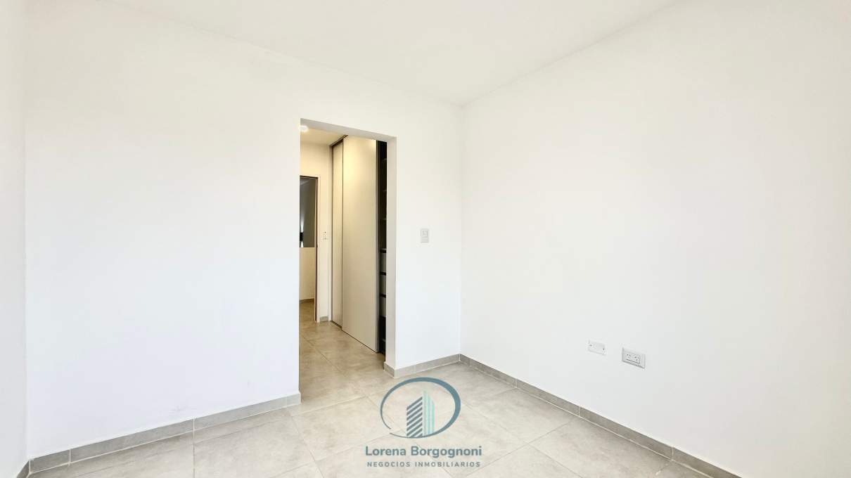 DUPLEX EN VENTA COLINAS DE MANANTIALES 3D3B GALERIA CASADOR