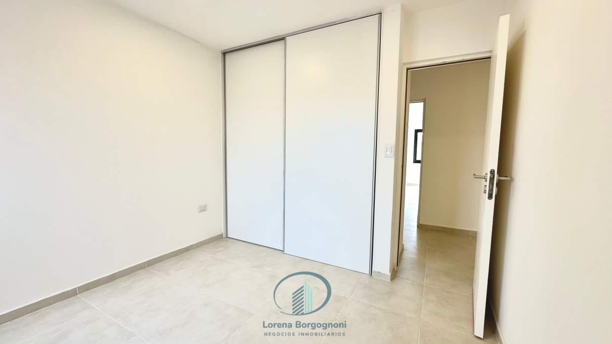 DUPLEX EN VENTA COLINAS DE MANANTIALES 3D3B GALERIA CASADOR