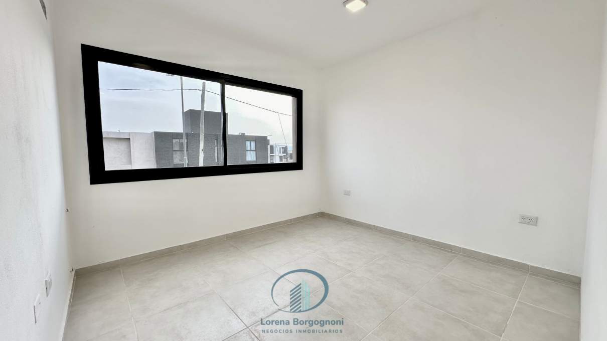 DUPLEX EN VENTA COLINAS DE MANANTIALES 3D3B GALERIA CASADOR