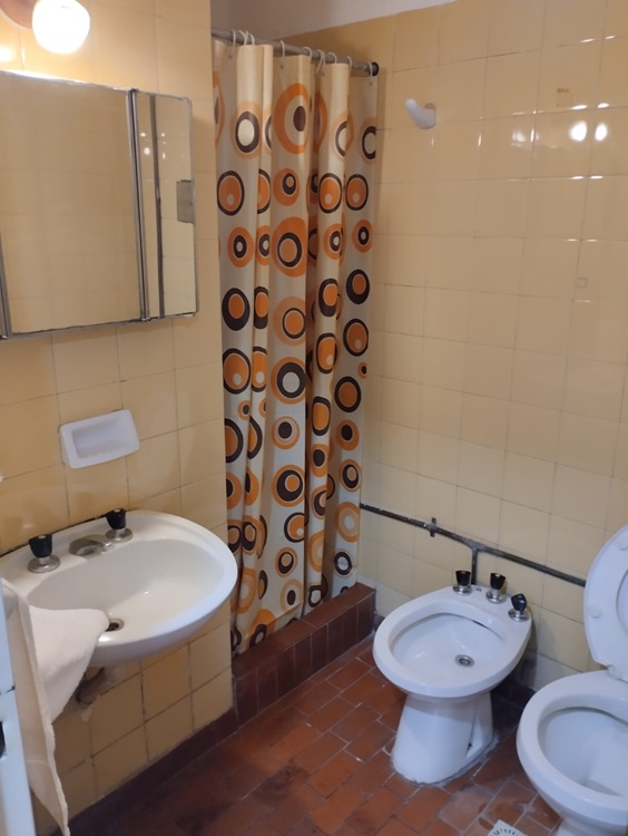 Bv. Illia 217 - Dpto de 1 dorm con Balcón