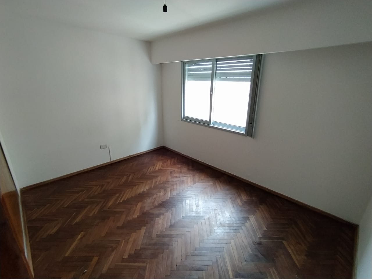 ALQ. DPTO. 2 DORM. CONTRAFRENTE - AV. COLÓN 1437 - CÓRDOBA