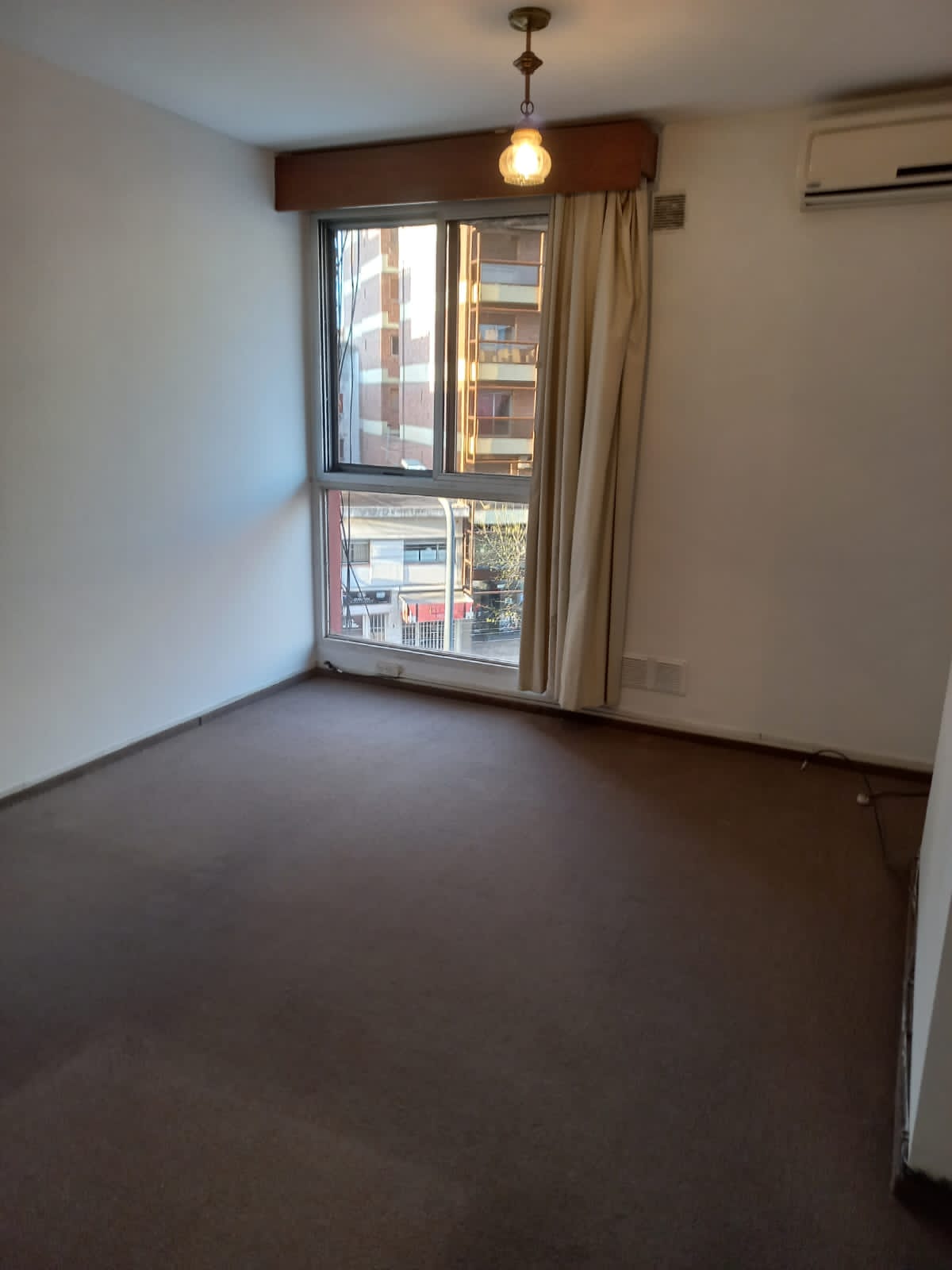 Venta Departamento dos dormitorios externo escritura