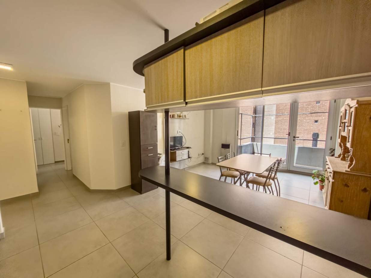 VENTA. DEPARTAMENTO. 2 DORMITORIOS, UNO DE ELLOS EN SUITE CON VESTIDOR. DOS BAÑOS. BALCÓN. NUEVA CÓR