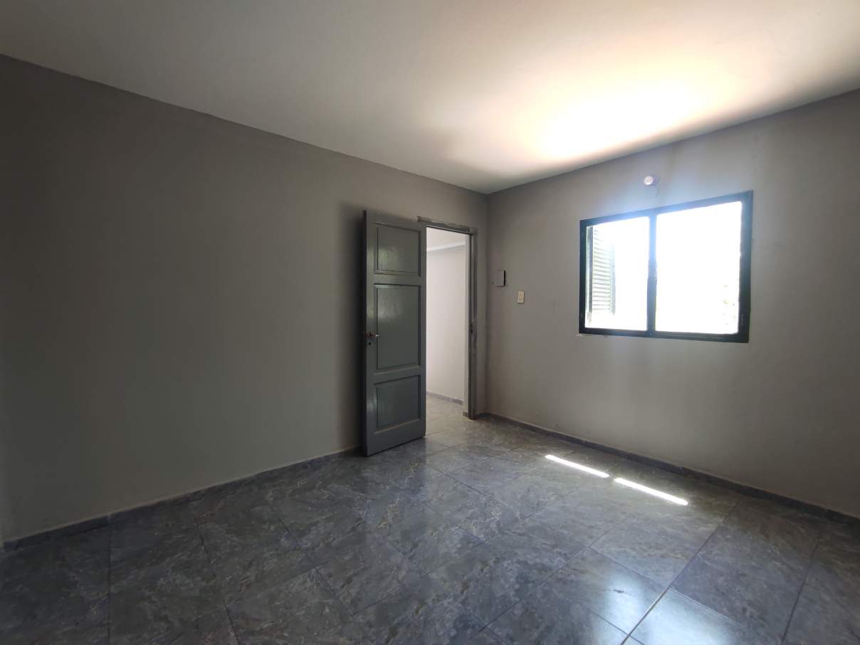 Venta casa de 2 dorm con dpto de 2 dorm en B San Vicente