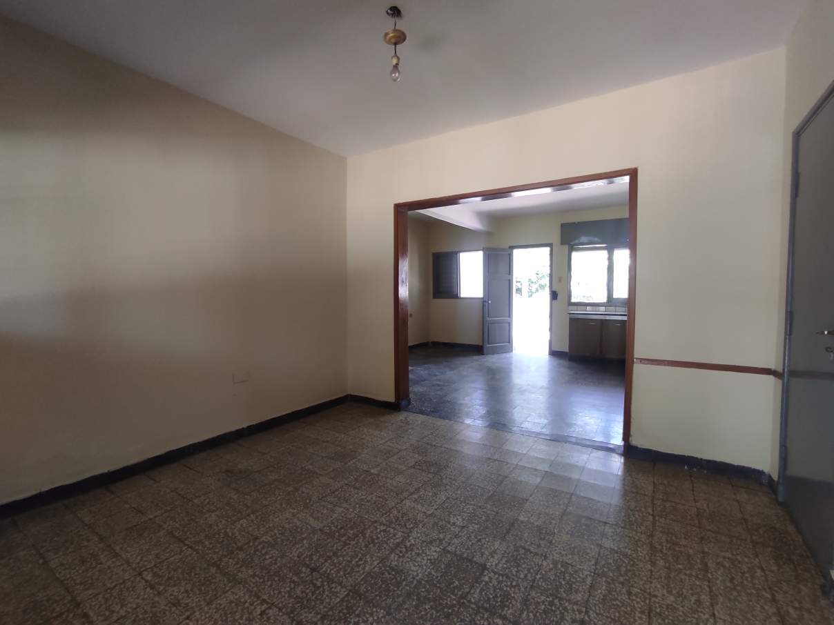 Venta casa de 2 dorm con dpto de 2 dorm en B San Vicente