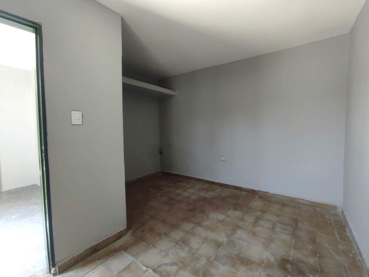 Venta casa de 2 dorm con dpto de 2 dorm en B San Vicente
