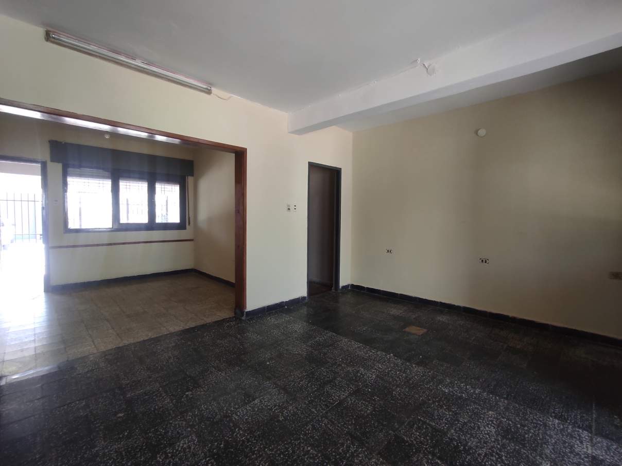 Venta casa de 2 dorm con dpto de 2 dorm en B San Vicente