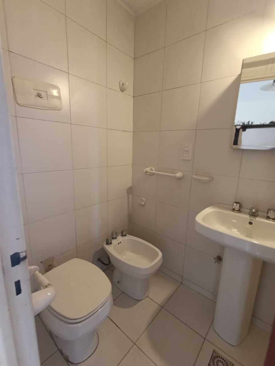 DEPARTAMENTO CON BALCÓN DE 1 DORMITORIO, ZONA NUEVA CORDOBA