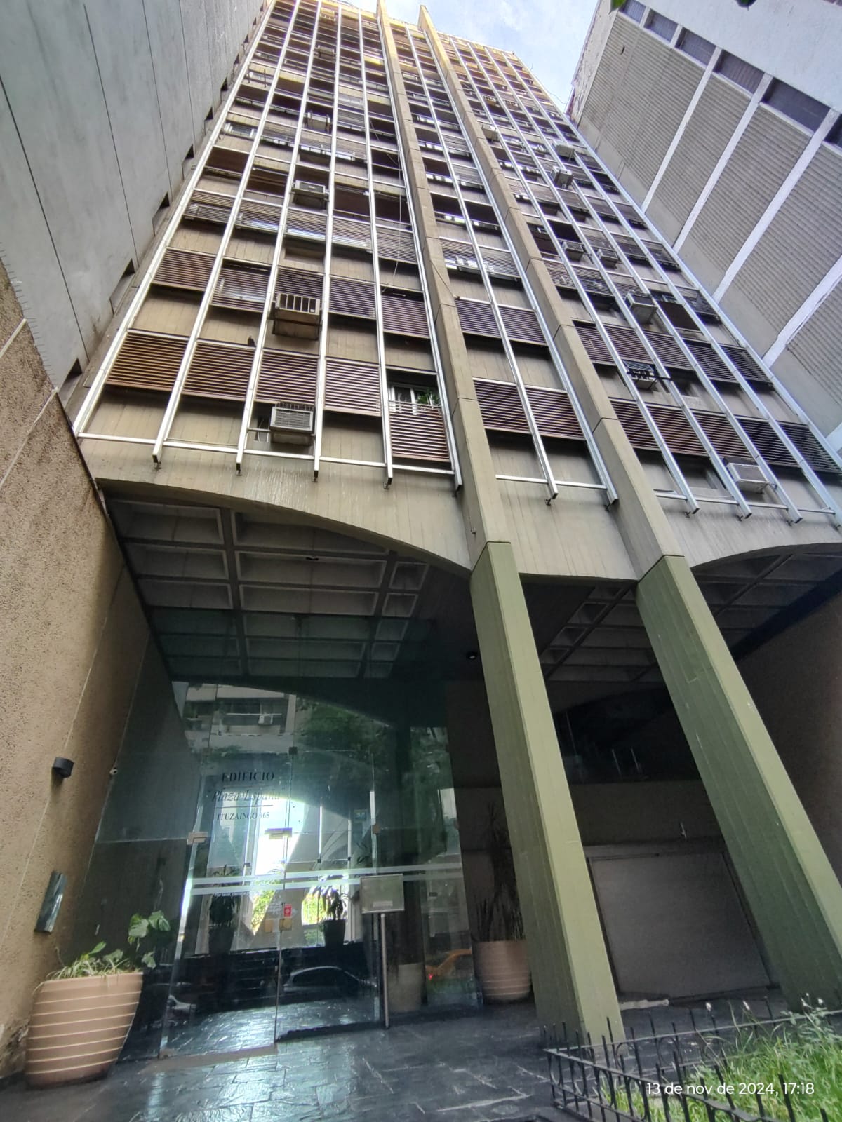 NUEVA CBA - Excelente depto en venta!! Edifcio Plaza España!!