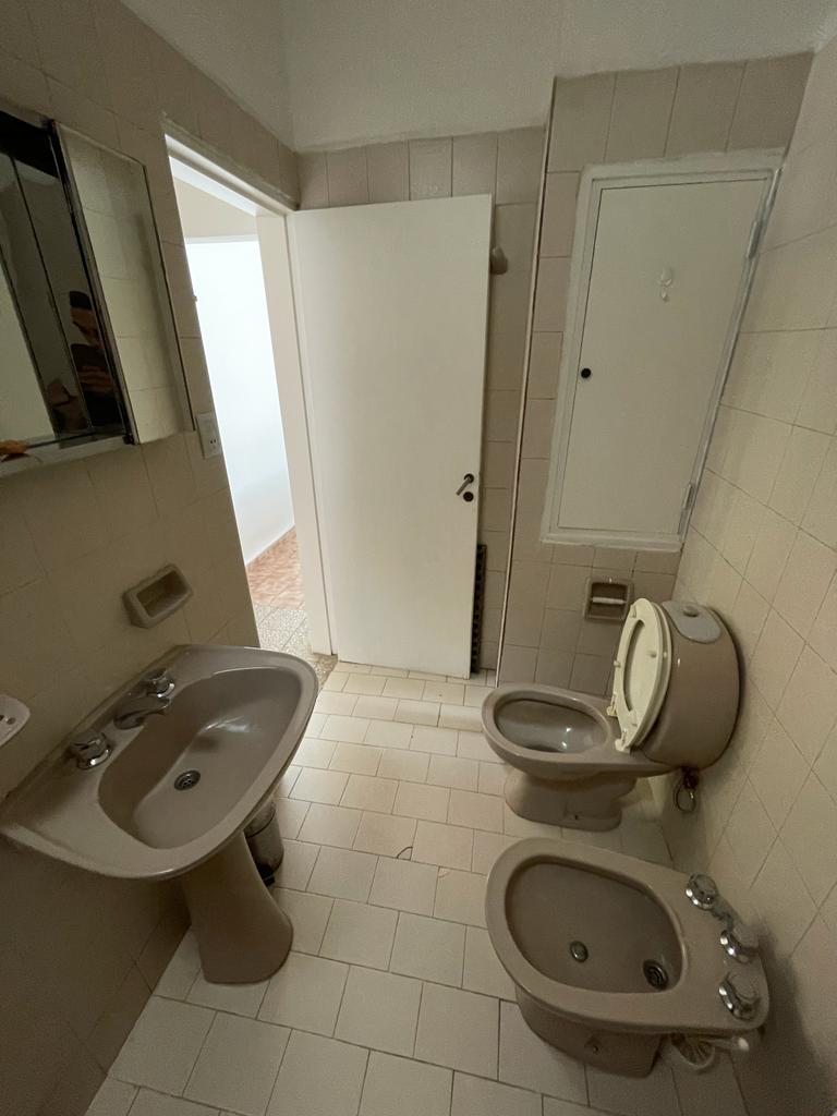 BAJO PALERMO VENTA EXCELENTE OPORTUNIDAD EN UNA PLANTA.