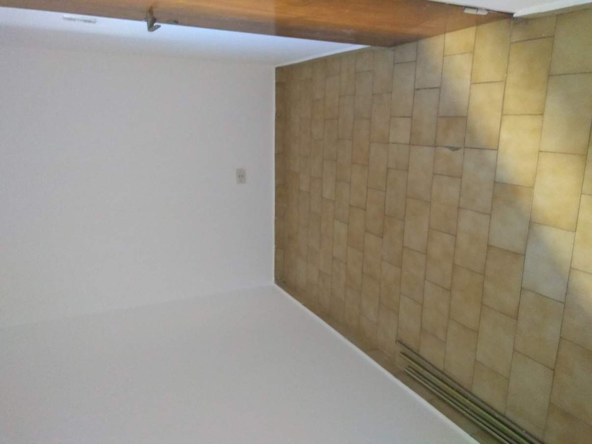 Amplio departamento de tres dormitorios en venta , zona bancaria, Centro