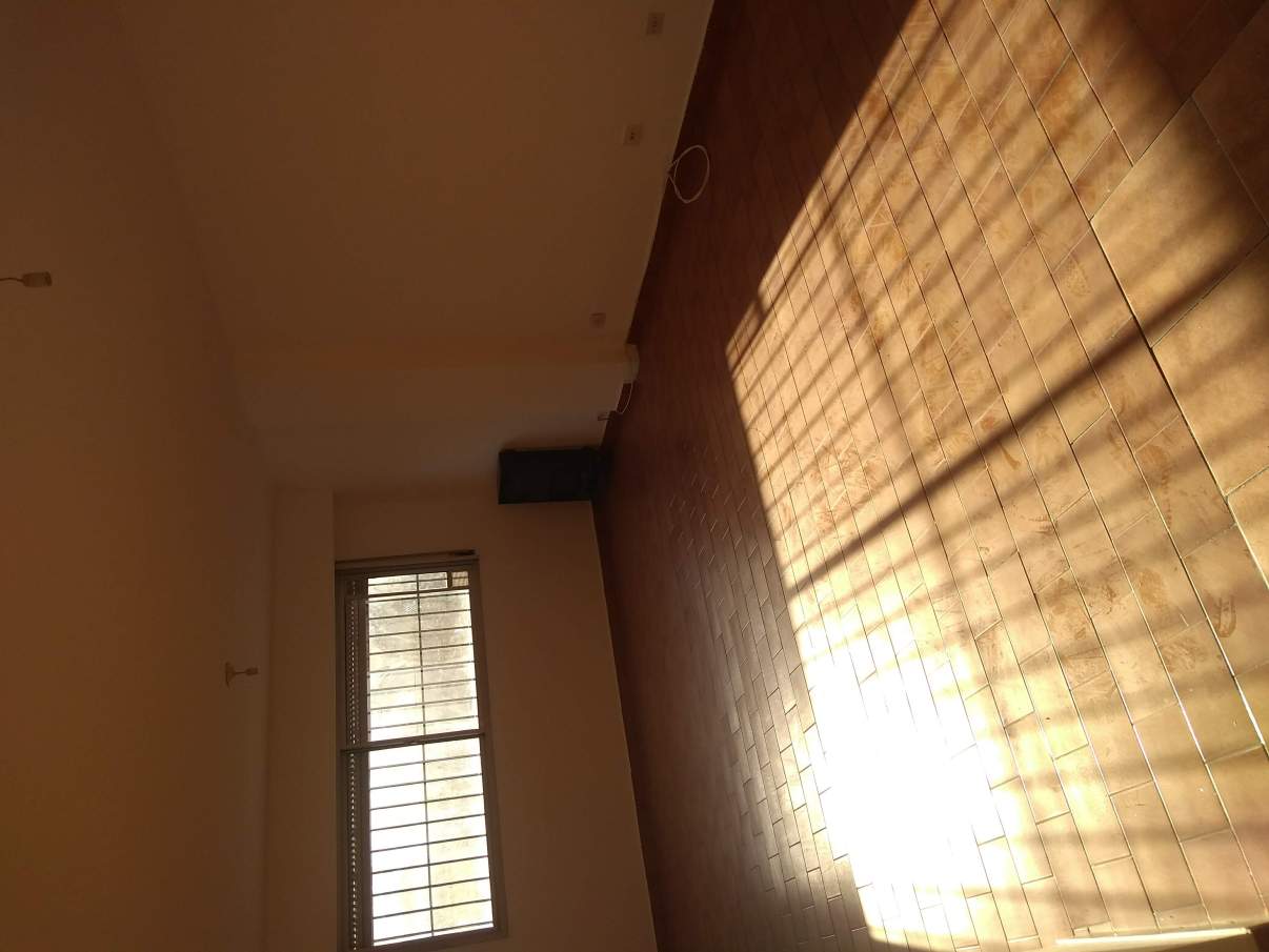 Amplio departamento de tres dormitorios en venta , zona bancaria, Centro